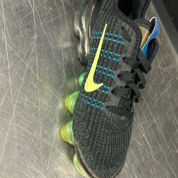 Nike Air Vapor Max Size 5Y - Picture 3 of 11